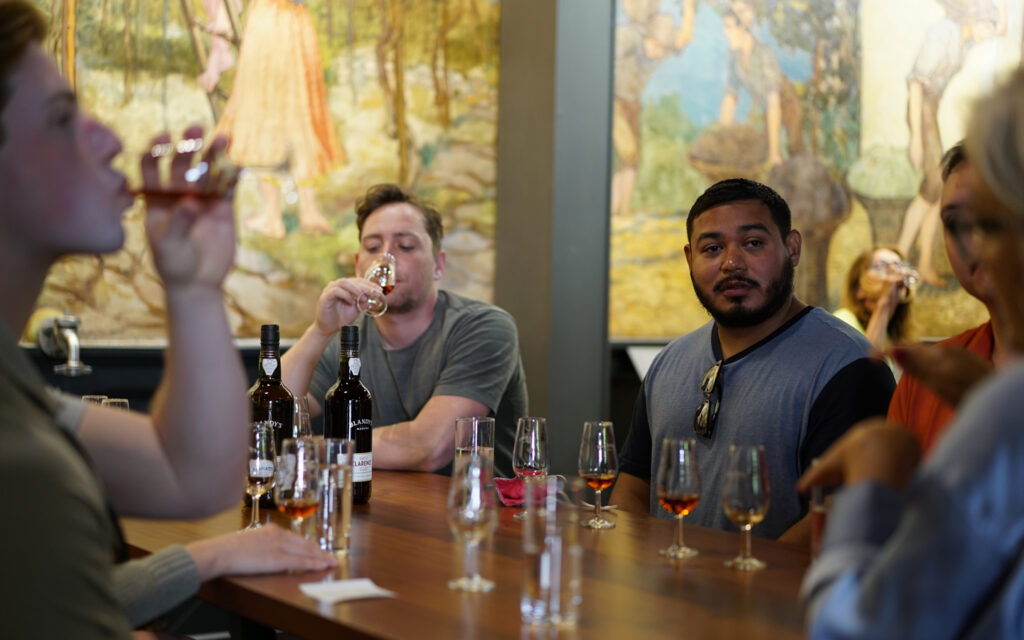 Half day - Funchal Food & Wine Walking Tour – Madeira adventure tours, Lokoloko